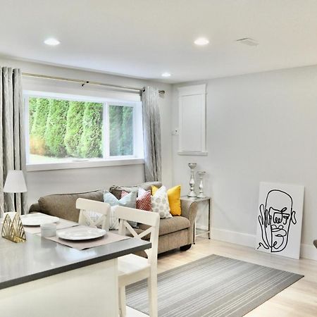 Stylish 1 Bedroom Suite In North Vancouver 10 Mins Ski Esterno foto